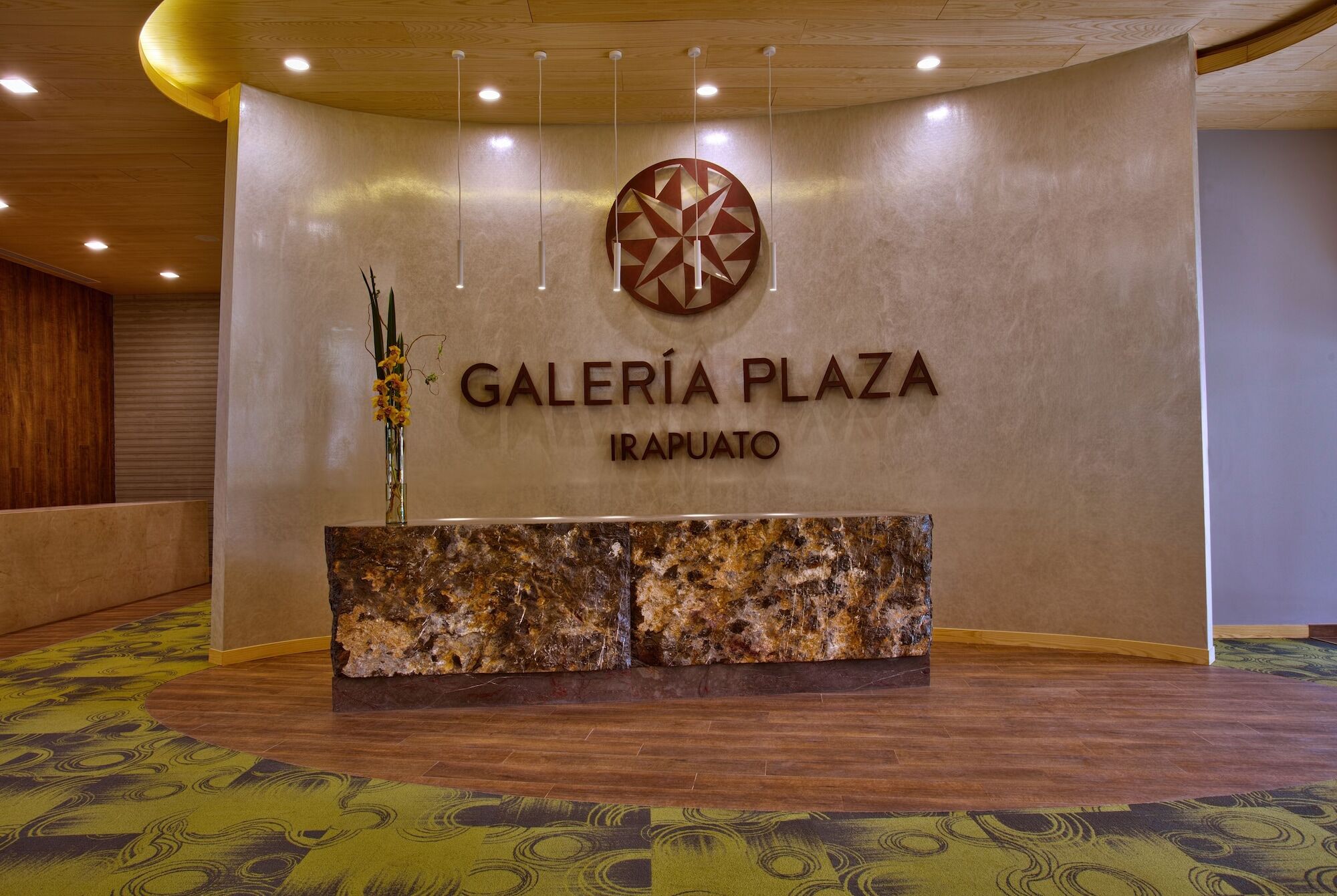 Galeria Plaza Irapuato Hotel Exterior foto